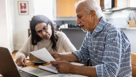 Government Pension Likely to Increase by 4.7 Percent Beginning in April